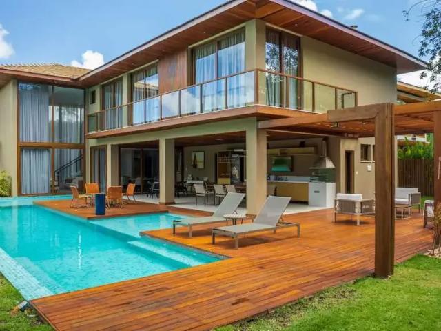 Casa / Sobrado para Locação em Mata de São João/BA Praia do Forte 7 Quartos