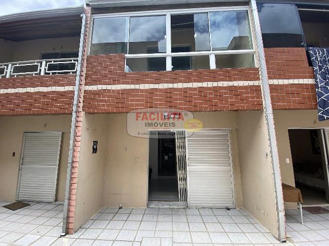 Casa / Sobrado para Locação em Matinhos/PR Caiobá 2 Quartos