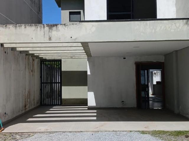 Casa / Sobrado para Locação em Matinhos/PR Costa Azul 4 Quartos