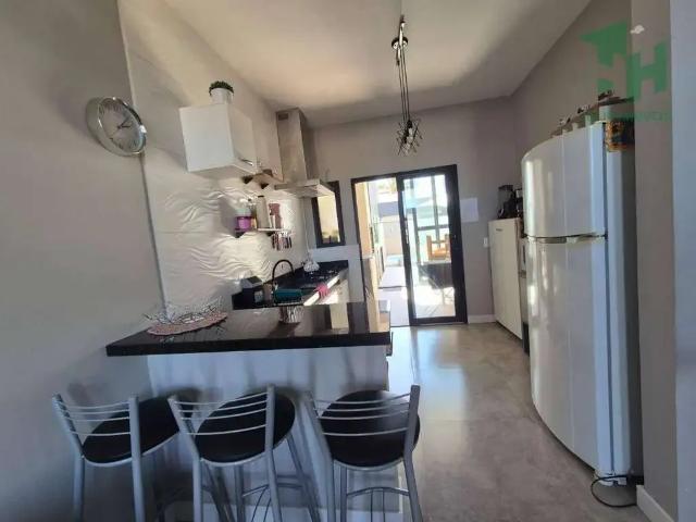 Casa / Sobrado para Locação em Matinhos/PR Curraes 2 Quartos