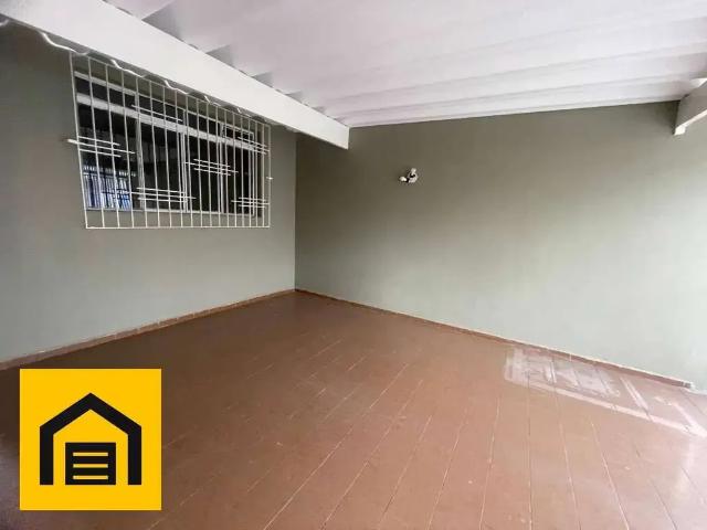Casa / Sobrado para Locação em Mauá/SP Parque São Vicente 3 Quartos