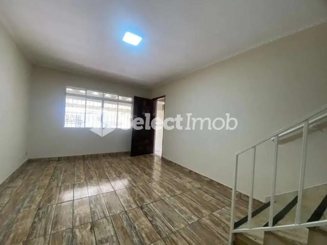 Casa / Sobrado para Locação em Mauá/SP Parque São Vicente 3 Quartos