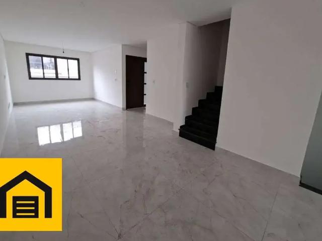 Casa / Sobrado para Locação em Mauá/SP Parque São Vicente 3 Quartos