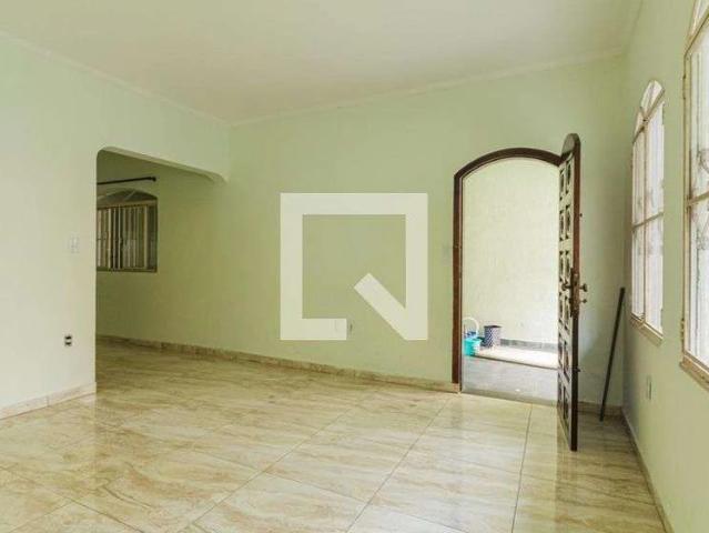 Casa / Sobrado para Locação em Mauá/SP Vila Guarani 3 Quartos