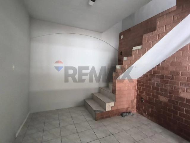 Casa / Sobrado para Locação em Mauá/SP Vila Nossa Senhora das Vitórias 3 Quartos