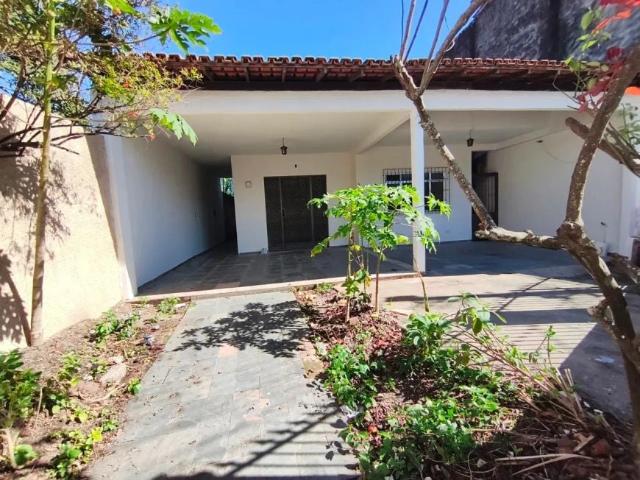 Casa / Sobrado para Locação em Macaé/RJ Cajueiros 4 Quartos