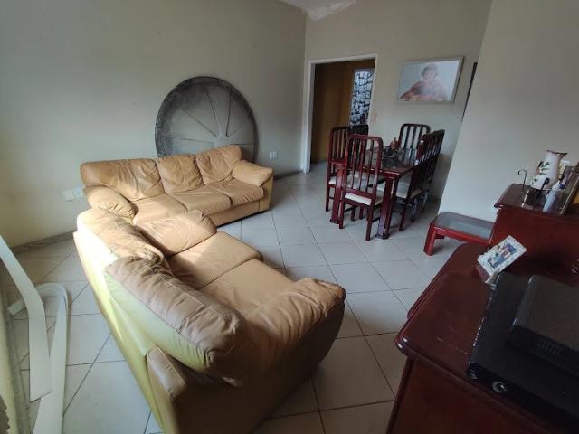 Casa / Sobrado para Locação em Macaé/RJ Centro 3 Quartos