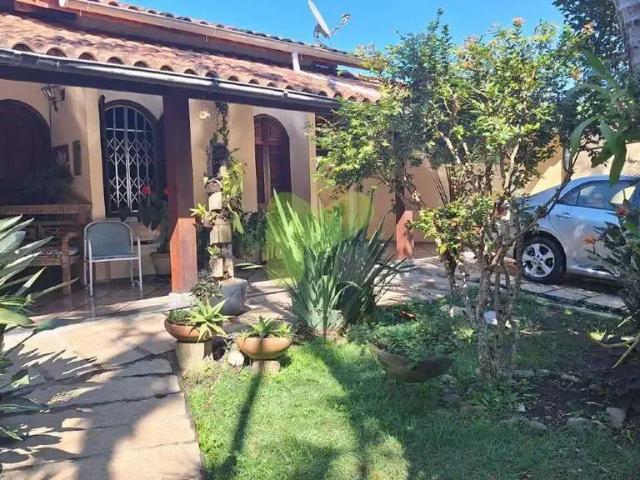 Casa / Sobrado para Locação em Macaé/RJ Centro 4 Quartos