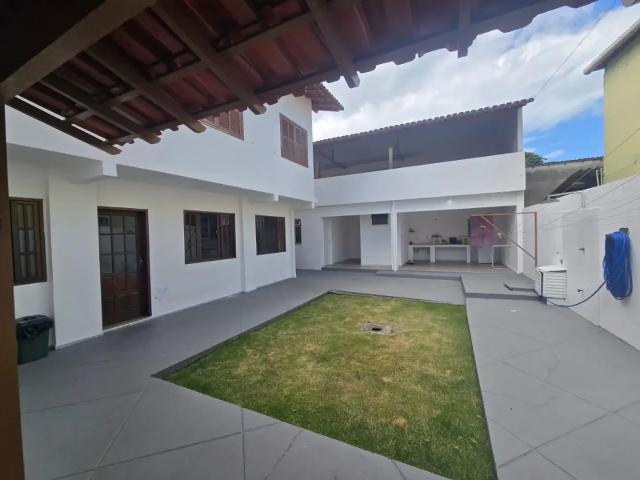 Casa / Sobrado para Locação em Macaé/RJ Centro 5 Quartos