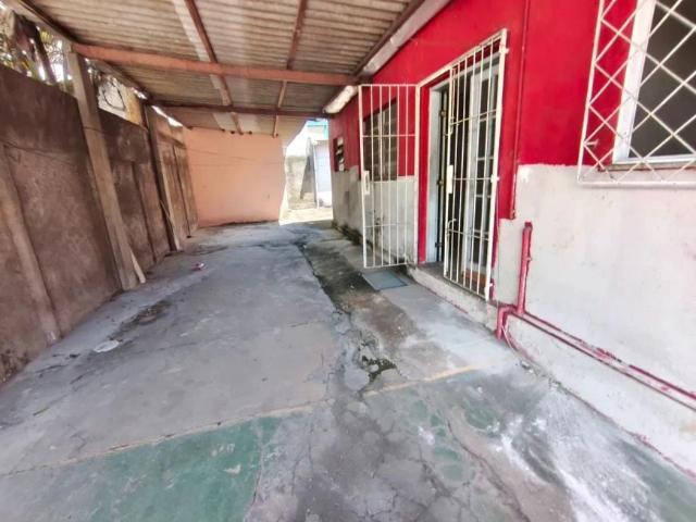 Casa / Sobrado para Locação em Macaé/RJ Centro 6 Quartos