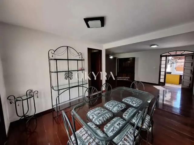 Casa / Sobrado para Locação em Macaé/RJ Costa do Sol 5 Quartos