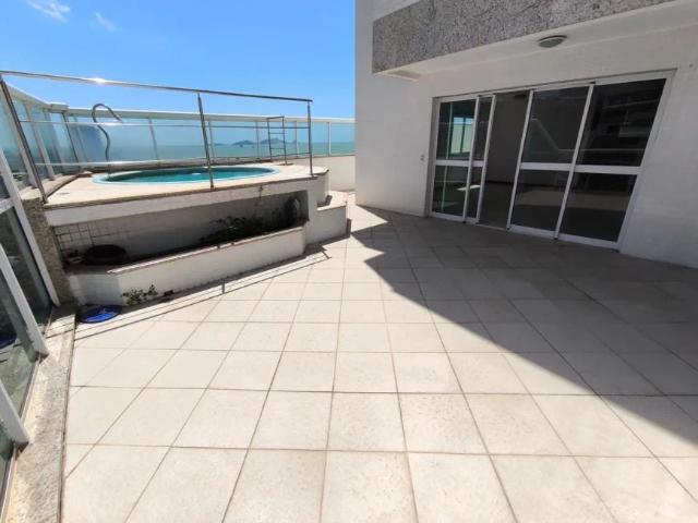 Casa / Sobrado para Locação em Macaé/RJ Glória 3 Quartos