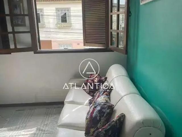 Casa / Sobrado para Locação em Macaé/RJ Imbetiba 7 Quartos