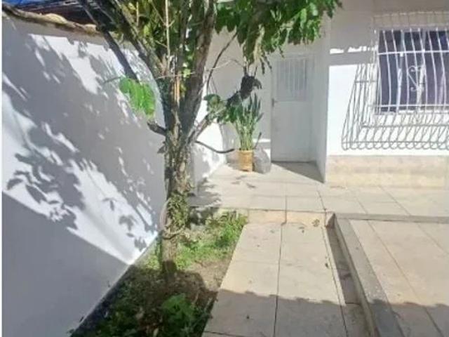 Casa / Sobrado para Locação em Macaé/RJ Lagoa 3 Quartos