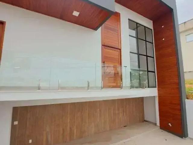 Casa / Sobrado para Locação em Macaé/RJ Lagoa 3 Quartos