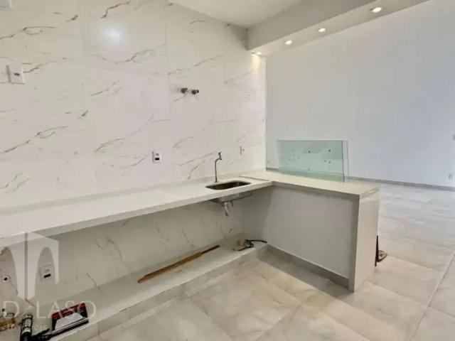Casa / Sobrado para Locação em Macaé/RJ Lagoa 3 Quartos