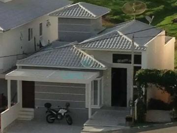 Casa / Sobrado para Locação em Macaé/RJ Lagoa 3 Quartos