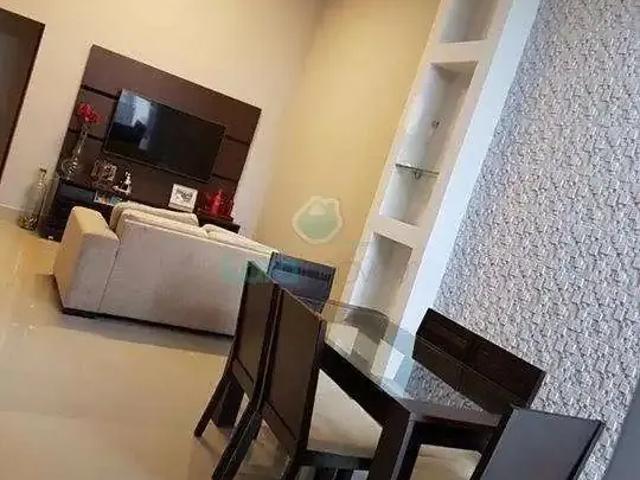 Casa / Sobrado para Locação em Macaé/RJ Lagoa 3 Quartos
