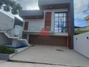 Casa / Sobrado para Locação em Macaé/RJ Lagoa 3 Quartos