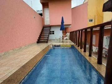 Casa / Sobrado para Locação em Macaé/RJ Praia do Pecado 4 Quartos