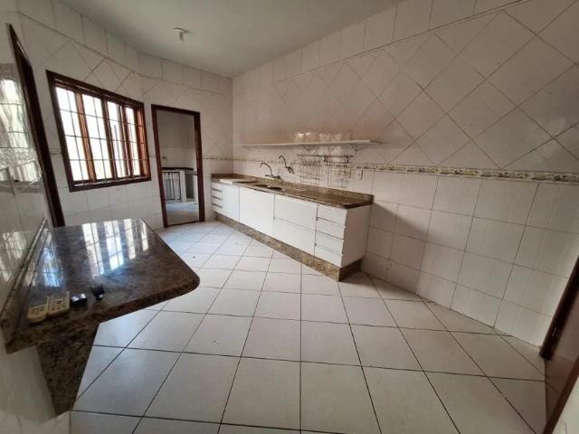 Casa / Sobrado para Locação em Macaé/RJ São Marcos 4 Quartos