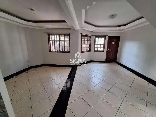 Casa / Sobrado para Locação em Macaé/RJ São Marcos 4 Quartos