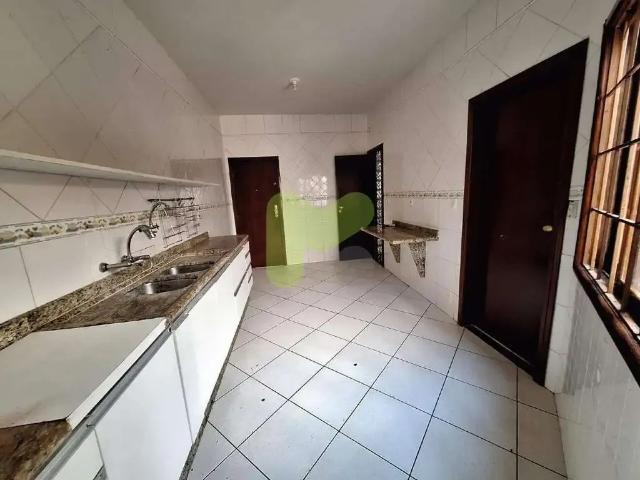 Casa / Sobrado para Locação em Macaé/RJ São Marcos 5 Quartos