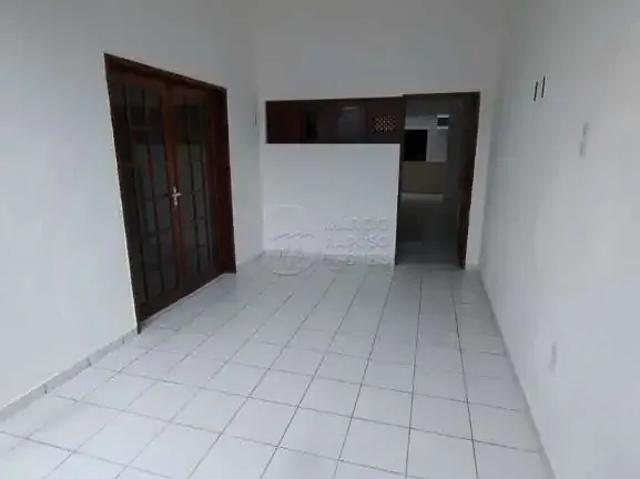 Casa / Sobrado para Locação em Maceió/AL Barro Duro 4 Quartos