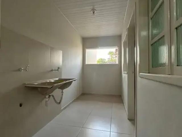 Casa / Sobrado para Locação em Maceió/AL Santos Dumont 2 Quartos