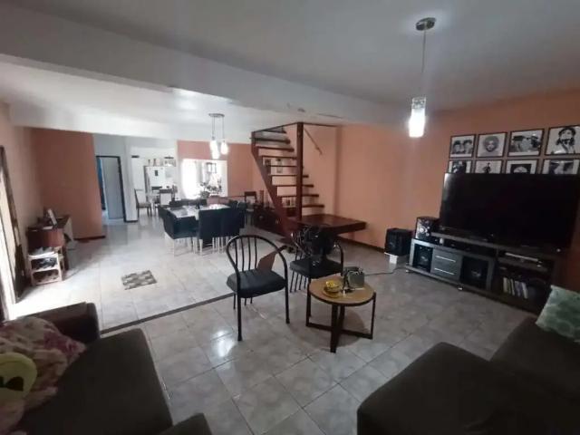 Casa / Sobrado para Locação em Maceió/AL Serraria 4 Quartos