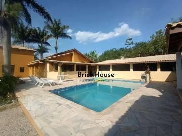 Casa / Sobrado para Locação em Mairinque/SP Dona Catarina 5 Quartos