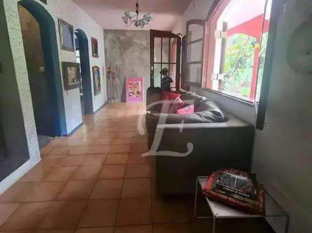 Casa / Sobrado para Locação em Mairiporã/SP Caraguatá 4 Quartos