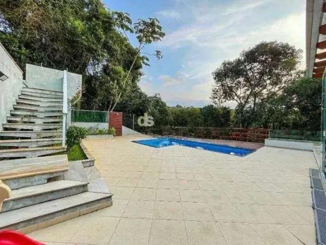 Casa / Sobrado para Locação em Mairiporã/SP Caraguatá 4 Quartos