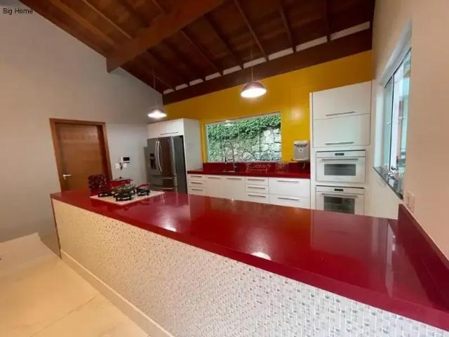 Casa / Sobrado para Locação em Mairiporã/SP Cumbari 4 Quartos