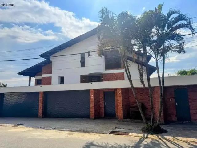 Casa / Sobrado para Locação em Mairiporã/SP Jardim Samambaia 3 Quartos