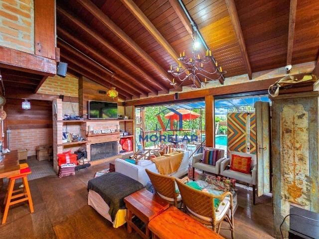 Casa / Sobrado para Locação em Mairiporã/SP Serra da Cantareira 4 Quartos