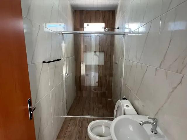 Casa / Sobrado para Locação em Manaus/AM Flores 2 Quartos