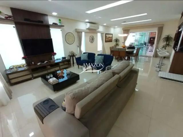 Casa / Sobrado para Locação em Manaus/AM Ponta Negra 4 Quartos