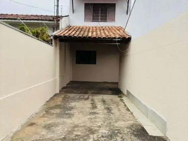 Casa / Sobrado para Locação em Maringá/PR Conjunto Residencial Branca Vieira 3 Quartos