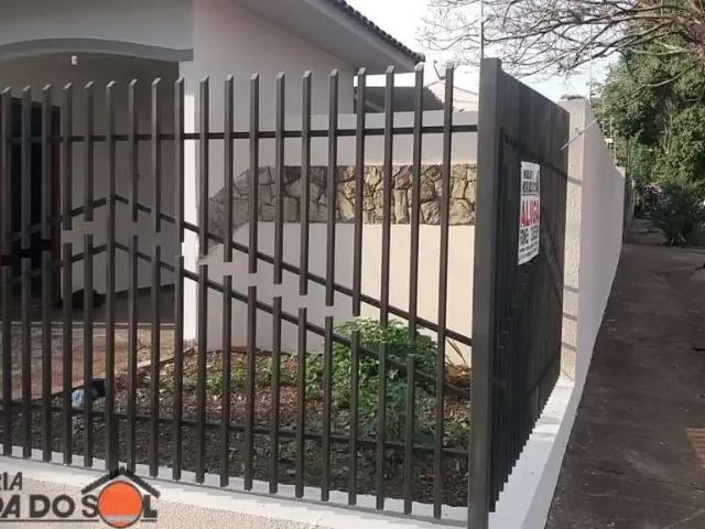 Casa / Sobrado para Locação em Maringá/PR Jardim Guaporé 3 Quartos