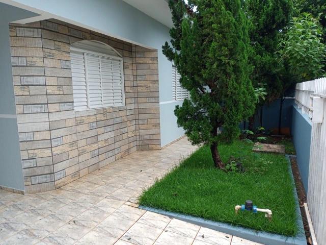 Casa / Sobrado para Locação em Maringá/PR Jardim Oásis 3 Quartos