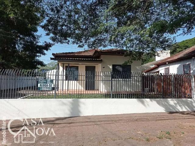 Casa / Sobrado para Locação em Maringá/PR Zona 06 2 Quartos