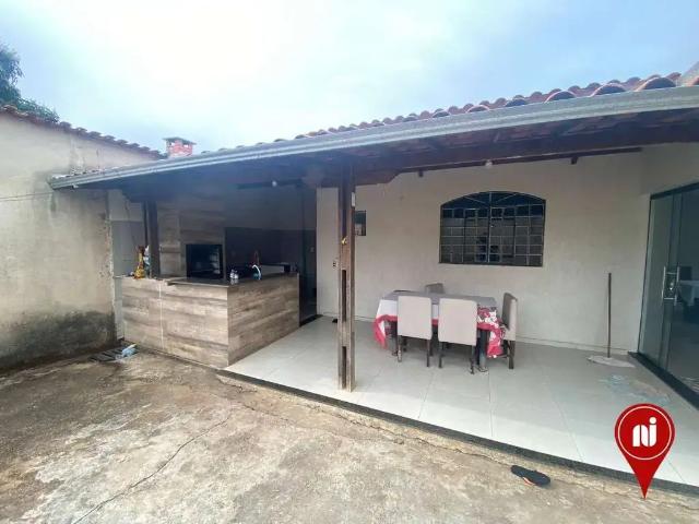 Casa / Sobrado para Locação em Mário Campos/MG Bom Jardim 3 Quartos