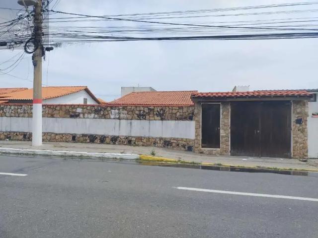 Casa / Sobrado para Locação em Maricá/RJ Cordeirinho Ponta Negra 2 Quartos