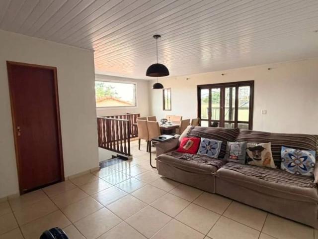 Casa / Sobrado para Locação em Maricá/RJ Jardim Atlântico Leste Itaipuaçu 5 Quartos