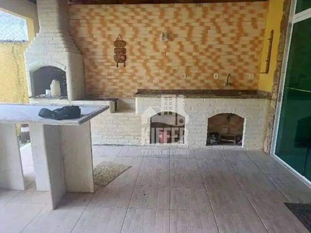 Casa / Sobrado para Locação em Maricá/RJ Ponta Negra 5 Quartos