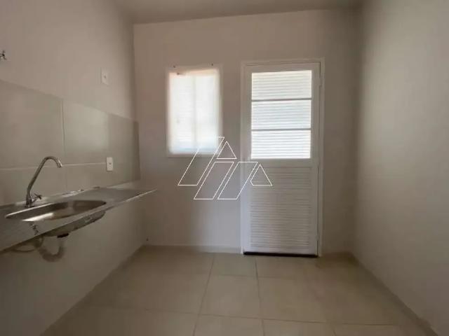 Casa / Sobrado para Locação em Marília/SP Núcleo Habitacional Eliana Dias Mota 2 Quartos