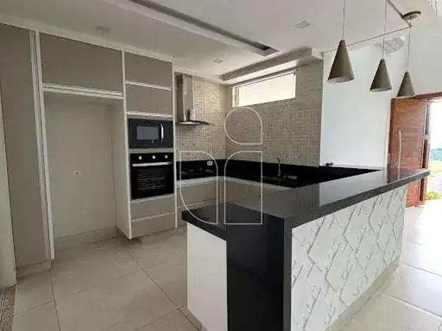 Casa / Sobrado para Locação em Marília/SP Jardim Flamingo 3 Quartos