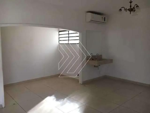 Casa / Sobrado para Locação em Marília/SP Jardim Maria Izabel 3 Quartos