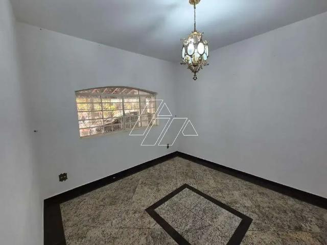Casa / Sobrado para Locação em Marília/SP Somenzari 3 Quartos